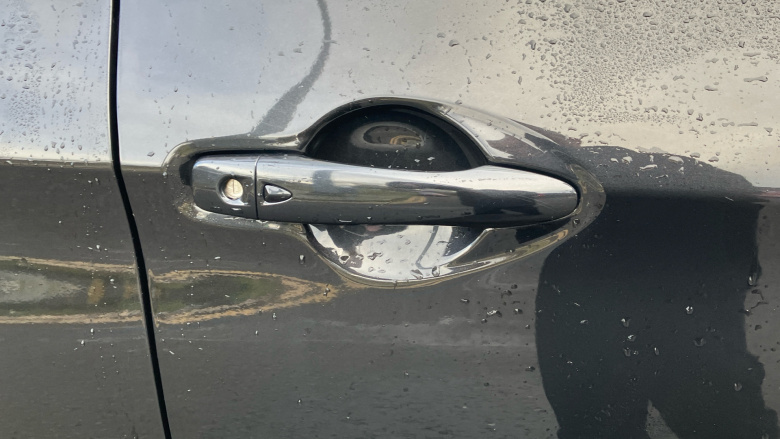 Nissan Qashqai 1.3 DiG-T Tekna 5dr Petrol Hatchback